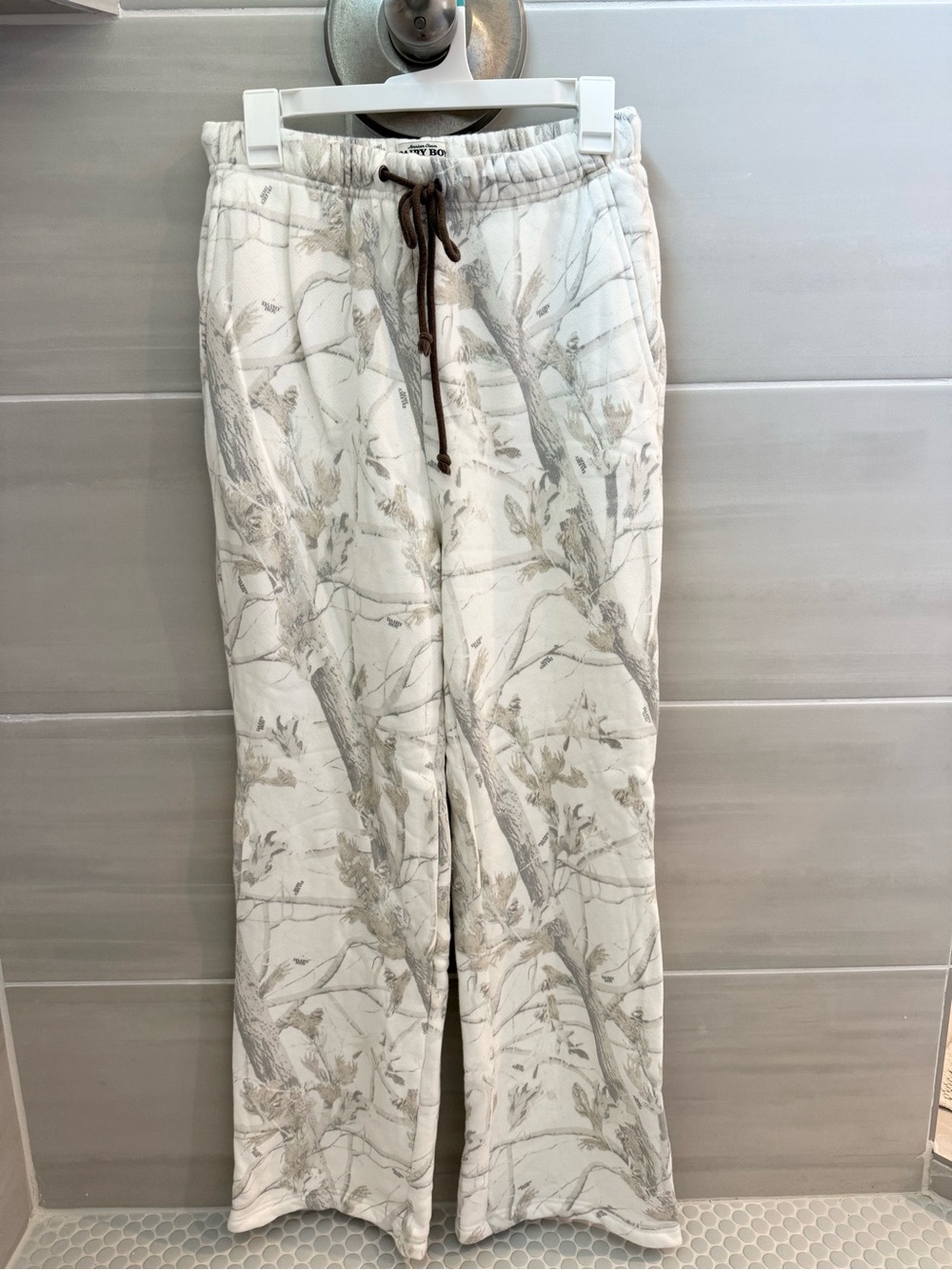 Dairy Boy Women’s White & Beige Comfy Camo Sweats